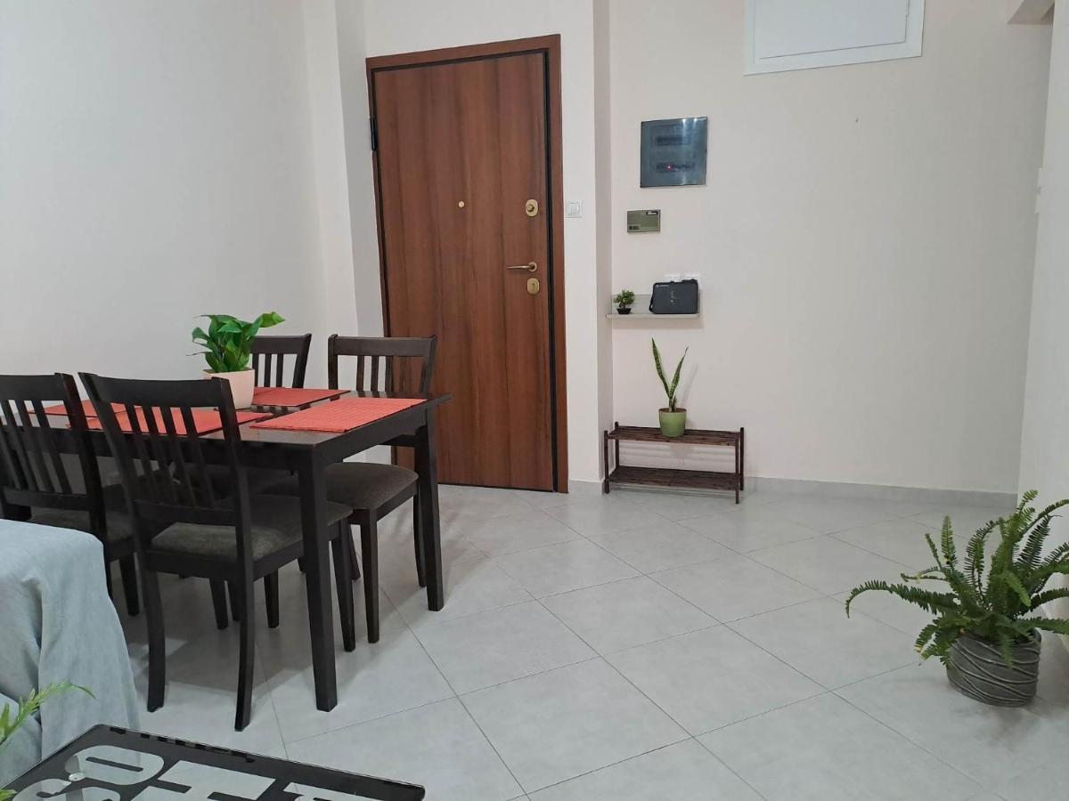 Cozy Apartment In Nea Palatia-โอโรโปส ภายนอก รูปภาพ